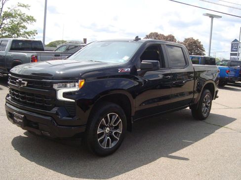 Used 2023 Chevrolet Silverado 1500 RST image 1