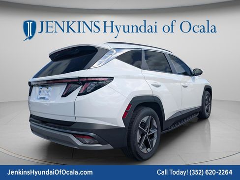 New 2026 Hyundai Tucson SEL FWD image 3