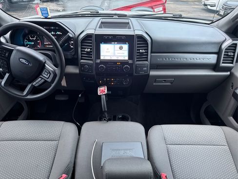 Used 2019 Ford F250 XLT w/ XLT Value Package image 17