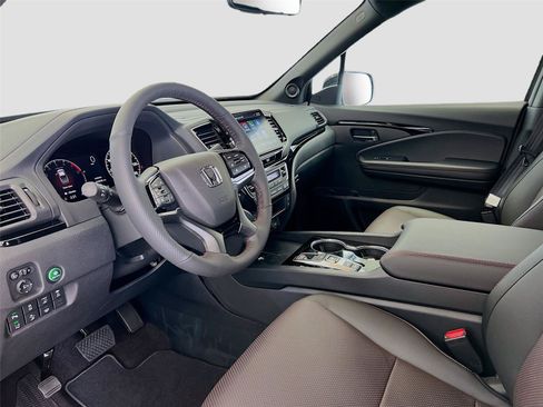 New 2026 Honda Ridgeline Black Edition image 11