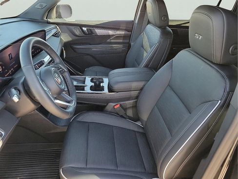 New 2026 Buick Enclave Sport Touring w/ LPO, Floor Liner Package image 14