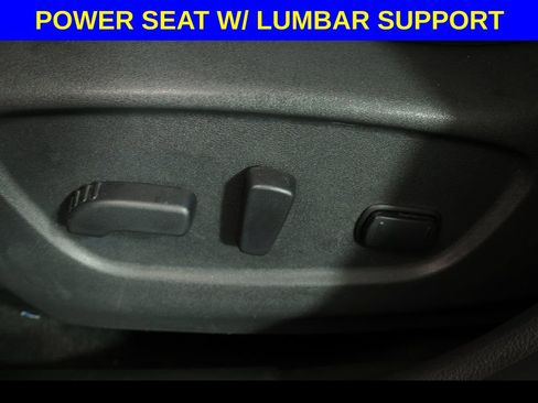 Used 2015 Nissan Rogue SV AWD/4WD image 2
