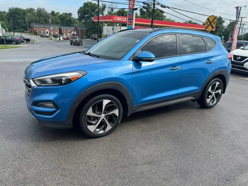 Used 2016 Hyundai Tucson Limited w/ Option Group 03 AWD/4WD image 6