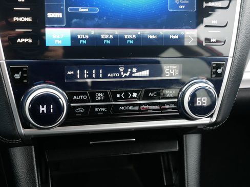 Used 2019 Subaru Outback 2.5i Premium image 23