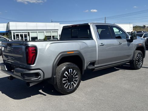 New 2026 GMC Sierra 2500 Denali Ultimate image 3