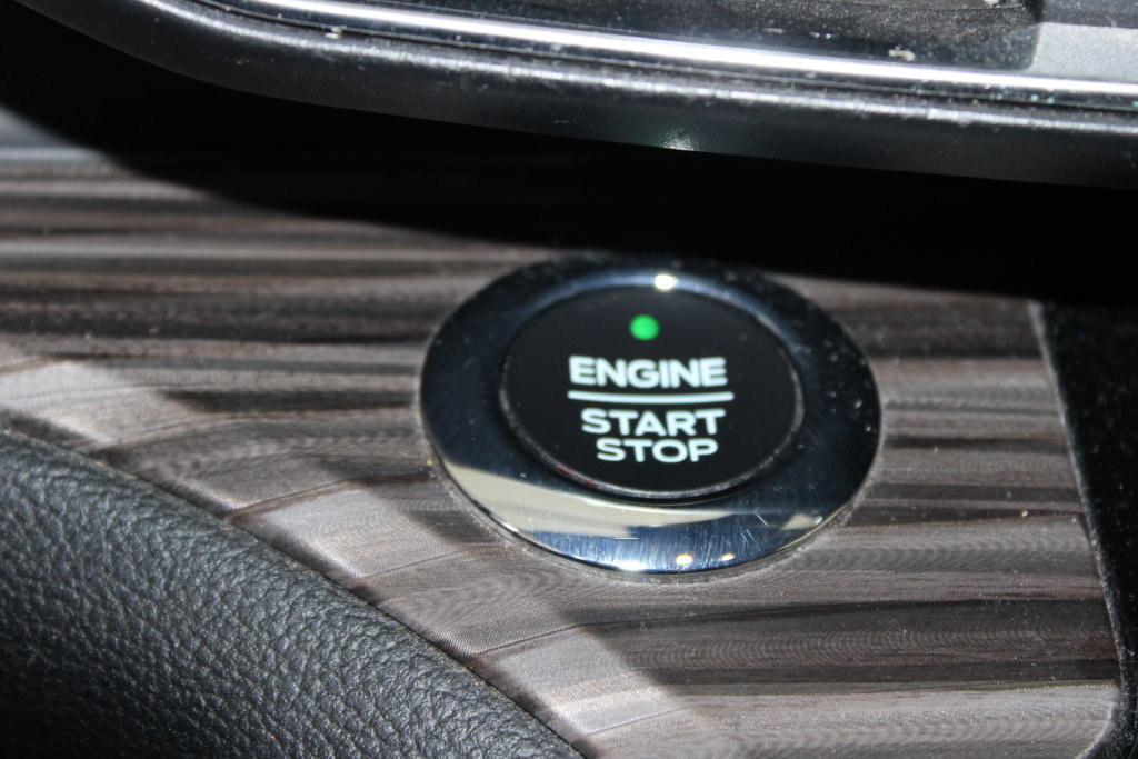 Used 2021 Ford Explorer Limited w/ Equipment Group 301A RWD image 24
