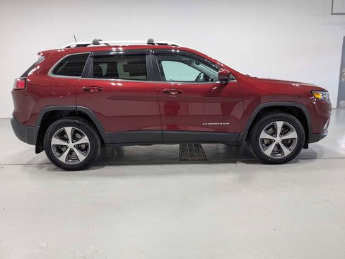Used 2020 Jeep Cherokee Limited image 7