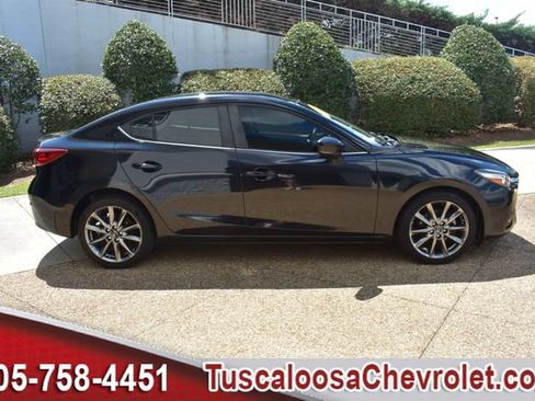 Used 2018 MAZDA MAZDA3 Touring FWD image 13