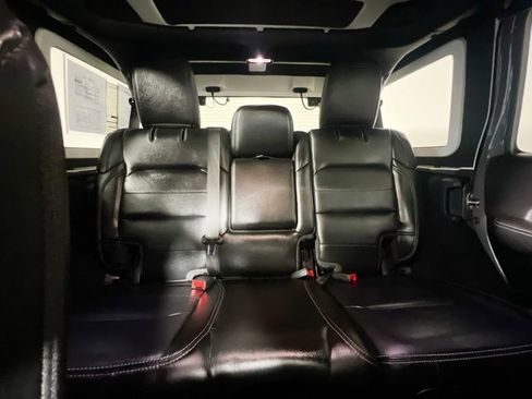 Used 2020 Jeep Wrangler Unlimited Sahara image 29