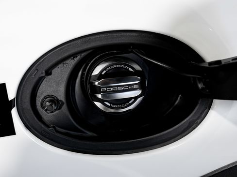 Used 2024 Porsche 911 Dakar image 49