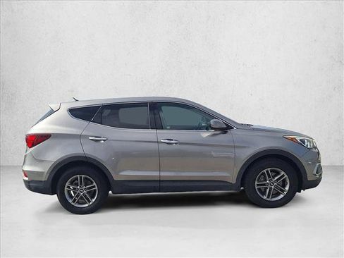 Used 2018 Hyundai Santa Fe Sport FWD image 4