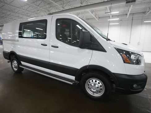 Used 2024 Ford Transit 250 Low Roof AWD w/ Exterior Upgrade Package image 34