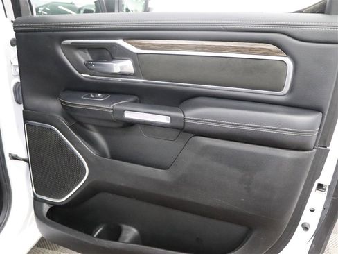 Used 2019 RAM 1500 Laramie AWD/4WD image 24