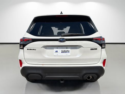Used 2025 Subaru Forester Touring image 4