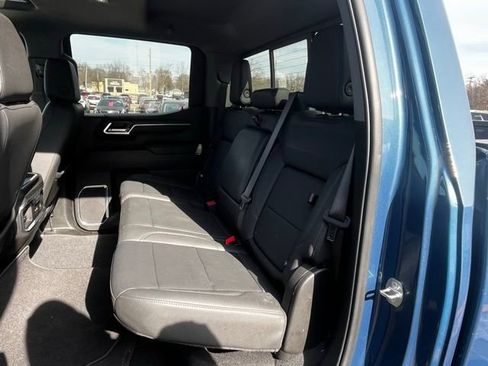 Used 2024 GMC Sierra 1500 SLT w/ SLT Premium Package image 21
