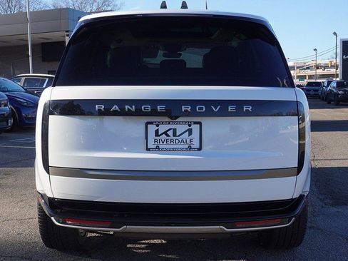Used 2025 Land Rover Range Rover SE AWD/4WD image 14