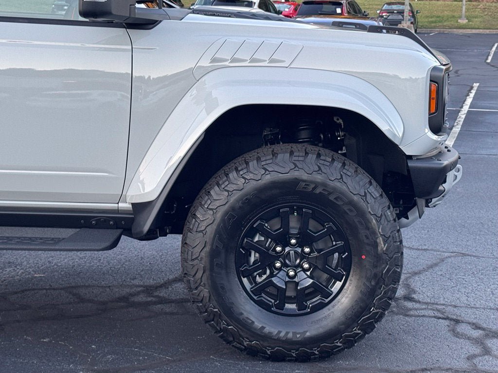 New 2026 Ford Bronco Raptor AWD/4WD image 46