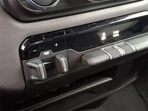 Used 2024 RAM 2500 Big Horn w/ Bed Utility Group image 24