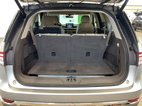 Used 2020 Lincoln Aviator Reserve w/ Equipment Group 201A AWD/4WD image 16