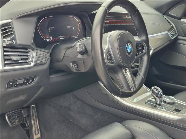 Used 2021 BMW X5 sDrive40i w/ M Sport Package RWD image 9