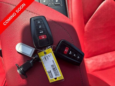 Used 2019 Toyota Camry XSE FWD image 5