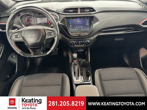 Used 2021 Chevrolet TrailBlazer RS w/ Sun and Liftgate Package image 23