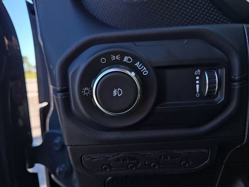New 2025 Jeep Wrangler Unlimited Rubicon w/ Safety Group AWD/4WD image 44