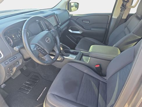 Used 2022 Nissan Frontier SV image 15
