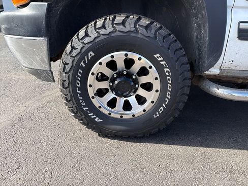 Used 2001 Chevrolet Silverado 2500 LS image 26