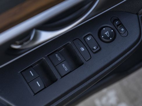 Used 2021 Honda CR-V EX image 37