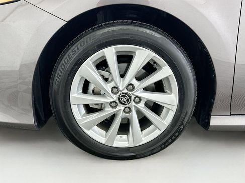 Used 2024 Toyota Camry LE image 28