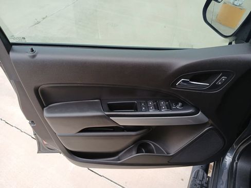 Certified 2017 Chevrolet Colorado LT w/ Luxury Package, Chrome image 23