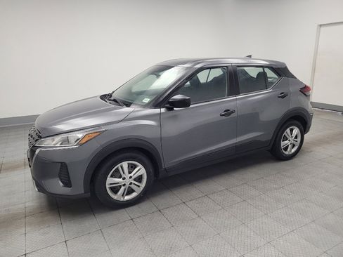 Used 2023 Nissan Kicks S FWD image 2