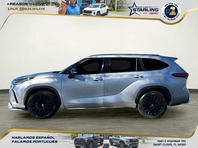 Used 2023 Toyota Highlander XSE