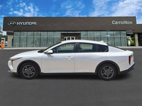 Used 2025 Kia K4 FWD image 8