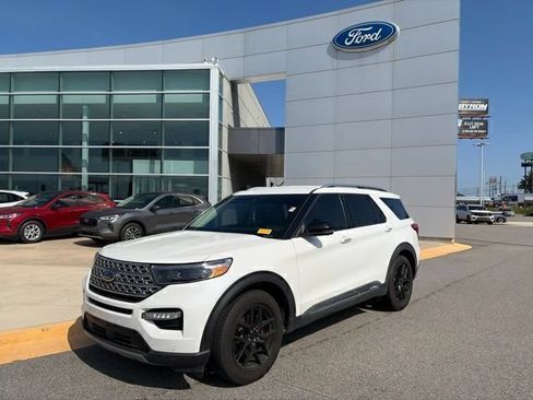 Used 2020 Ford Explorer Limited RWD image 1