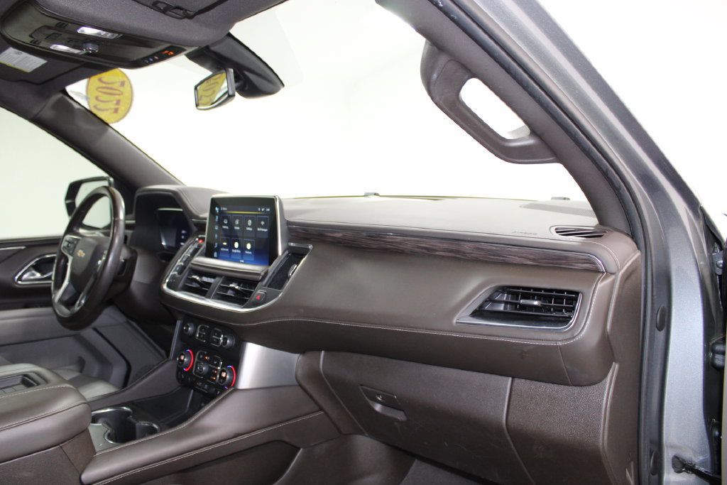 Used 2022 Chevrolet Tahoe LT w/ Luxury Package RWD image 28