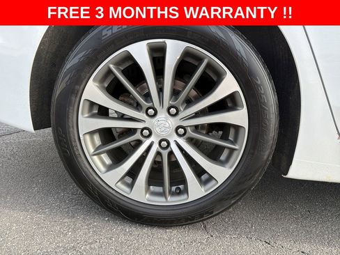 Used 2017 Buick LaCrosse Preferred image 29