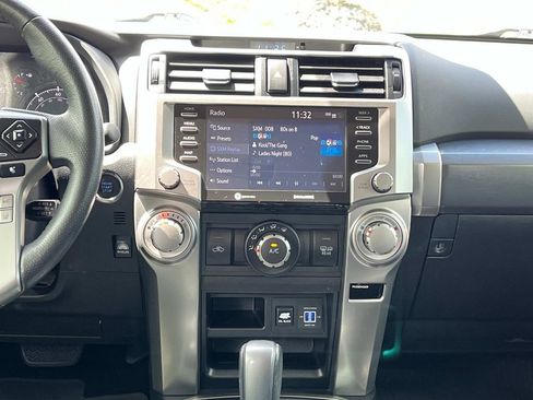 Used 2022 Toyota 4Runner SR5 image 15