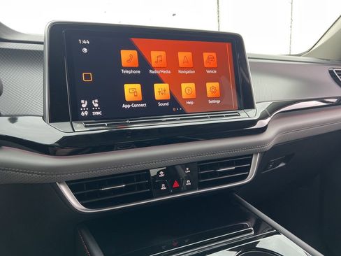 New 2026 Volkswagen Atlas Peak Edition image 20