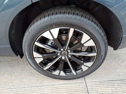 New 2026 Volvo XC60 B5 Plus w/ Protection Package Premier image 7