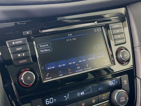 Certified 2019 Nissan Rogue SL w/ Premium Package AWD/4WD image 17