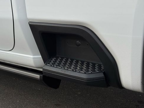 Used 2023 GMC Sierra 2500 Denali w/ Denali Ultimate Package image 16