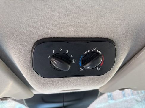 Used 2016 Ford Transit 350 XLT RWD image 20