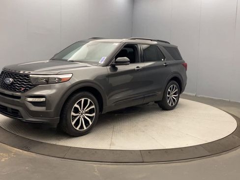 Used 2020 Ford Explorer ST w/ Premium Technology Package AWD/4WD image 9