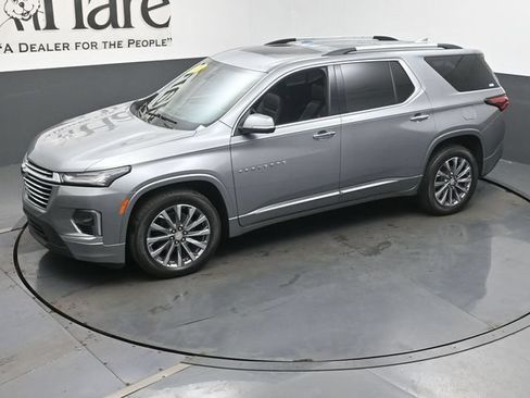 Used 2023 Chevrolet Traverse Premier w/ LPO, Floor Liner Package AWD/4WD image 45