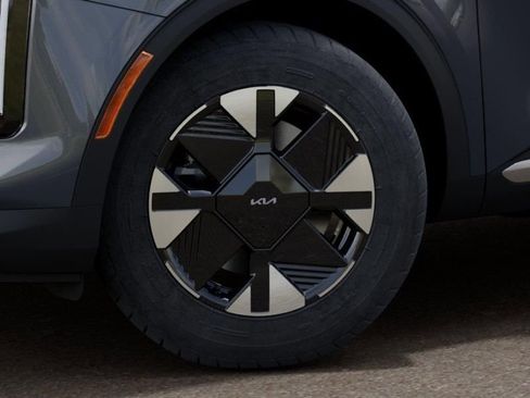 New 2026 Kia Sportage LX FWD image 9