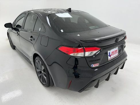 Used 2024 Toyota Corolla SE image 38