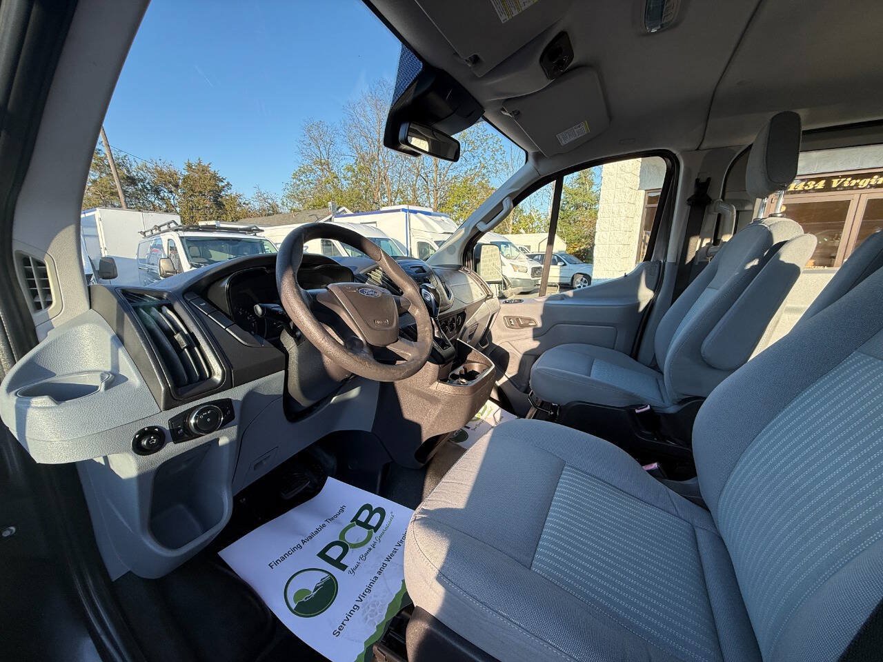 Used 2017 Ford Transit 350 XL RWD image 5