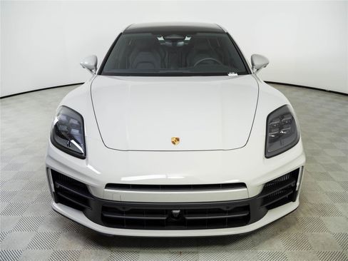New 2026 Porsche Panamera image 36